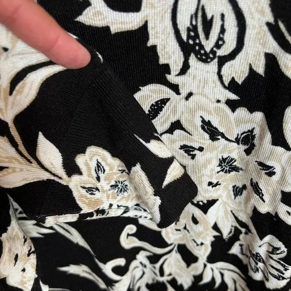 JM Collection Women's Size 3X Asymmetrical Hem Scoop Neck Long Sleeve Sweater - Picture 6 of 7